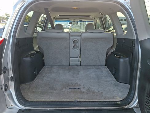 Used 2010 Toyota RAV4 Limited AWD/4WD image 28
