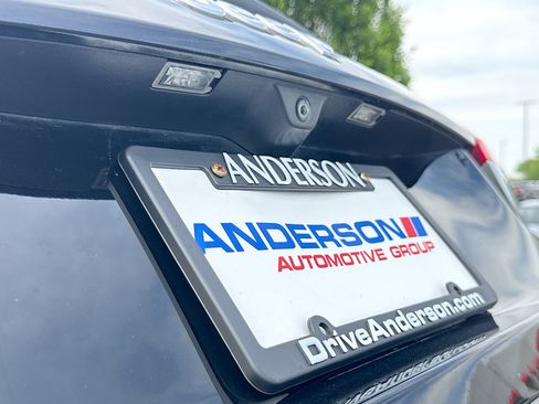 Used 2018 Jeep Grand Cherokee Limited AWD/4WD image 15