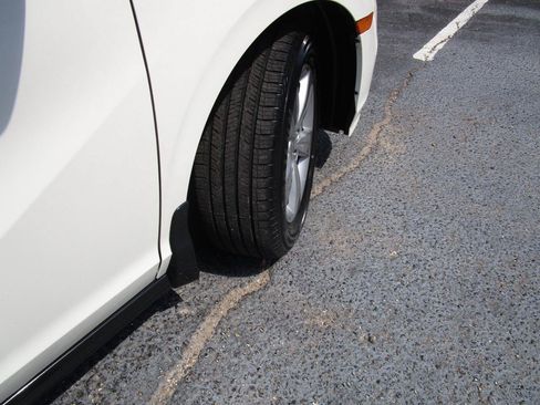 Used 2018 Honda Odyssey EX-L image 35