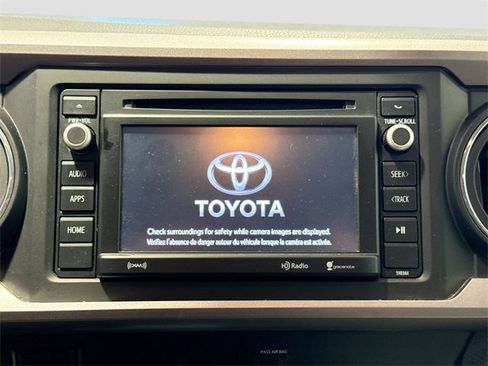 Certified 2019 Toyota Tacoma SR5 image 11