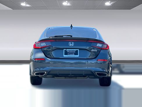 Used 2022 Honda Civic Sport Touring image 10