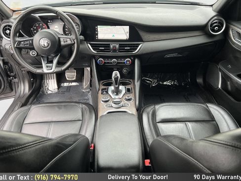 Used 2022 Alfa Romeo Giulia Ti image 15