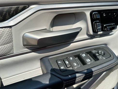 Used 2025 RAM 1500 Tungsten w/ Trailer Tow Group image 13