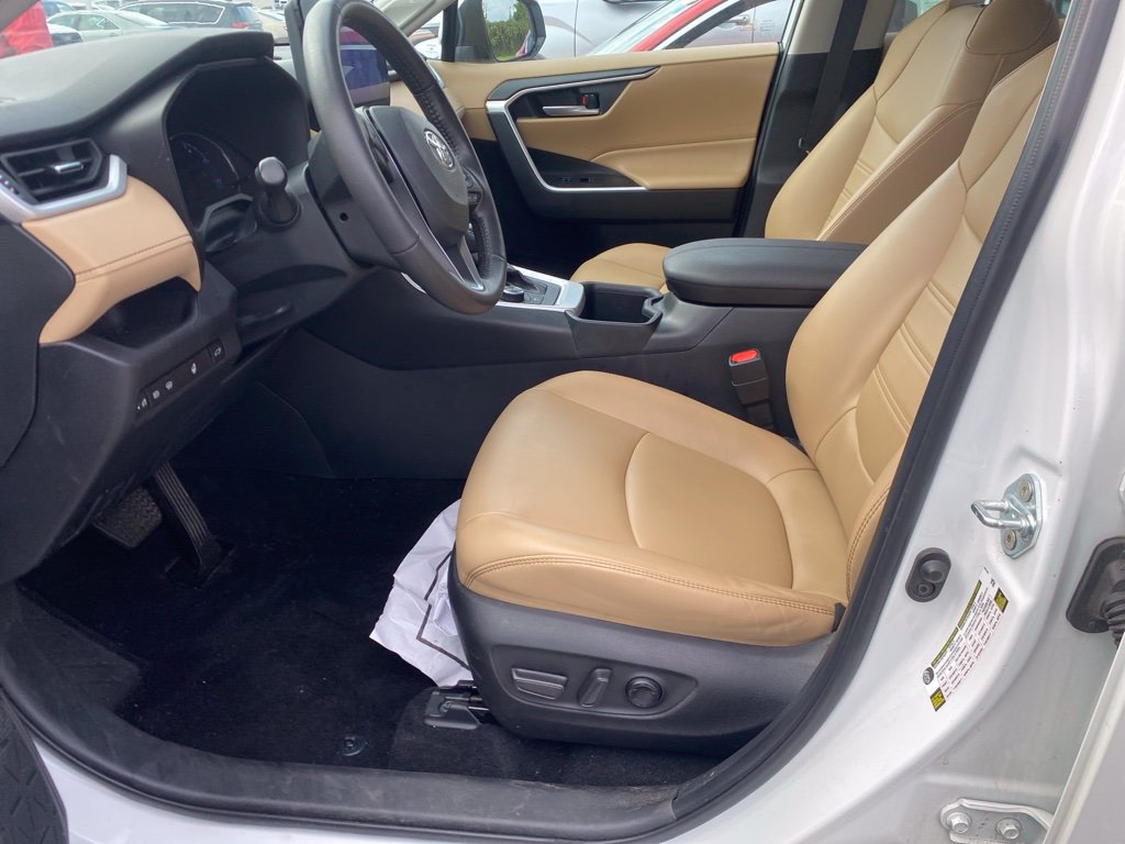 Used 2024 Toyota RAV4 XLE Premium w/ Weather Package AWD/4WD image 11