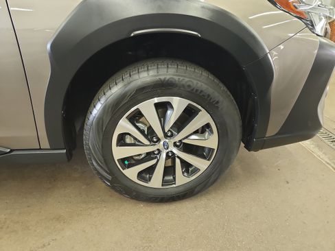 Used 2023 Subaru Outback Premium image 20