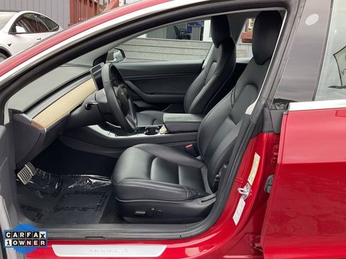 Used 2018 Tesla Model 3 Performance image 13