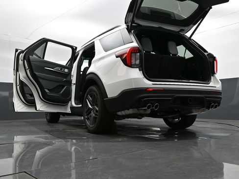 New 2025 Ford Explorer ST w/ Sun And Sound Package image 36