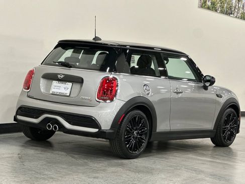Certified 2023 MINI Cooper S FWD image 4