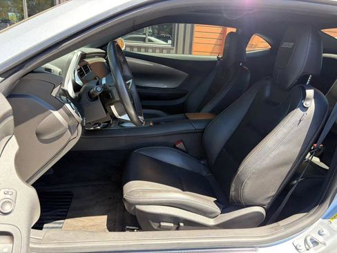 Used 2010 Chevrolet Camaro SS w/ LPO, Ground Effects Package RWD image 12