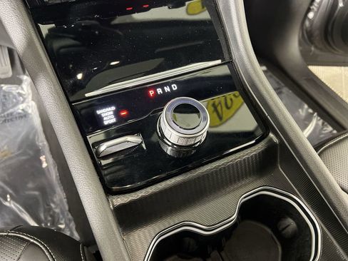 Used 2024 Jeep Grand Cherokee L Limited w/ Luxury Tech Group II image 17