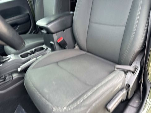 Used 2022 Jeep Wrangler Unlimited Sport AWD/4WD image 18