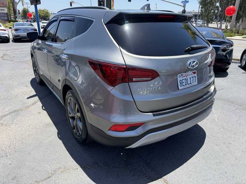Used 2018 Hyundai Santa Fe Sport FWD image 15