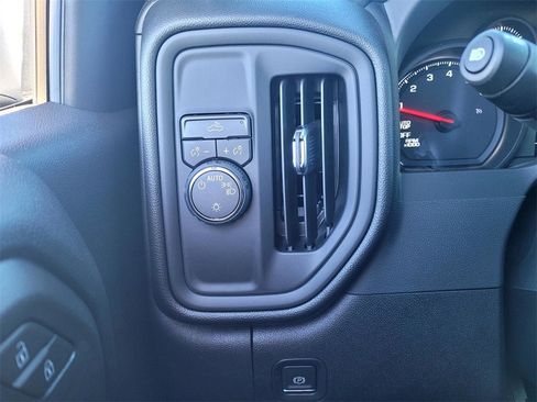 New 2026 Chevrolet Silverado 1500 W/T w/ WT Value Package image 18