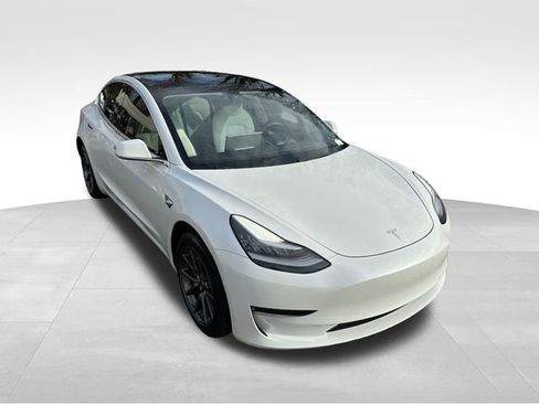 Used 2020 Tesla Model 3 Standard Range Plus image 7