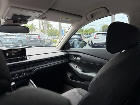 Certified 2023 Honda Accord LX image 11