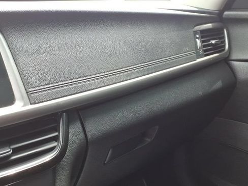 Used 2016 Kia Optima LX FWD image 26
