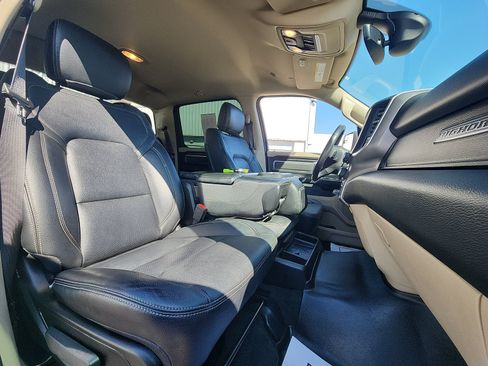 Used 2020 RAM 1500 Big Horn AWD/4WD image 23
