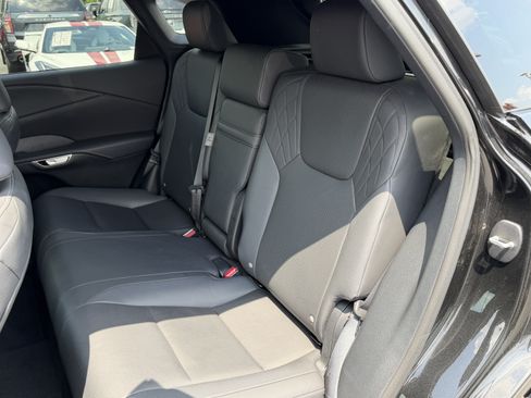 Used 2024 Lexus RX 350 Premium w/ Convenience Package FWD image 31