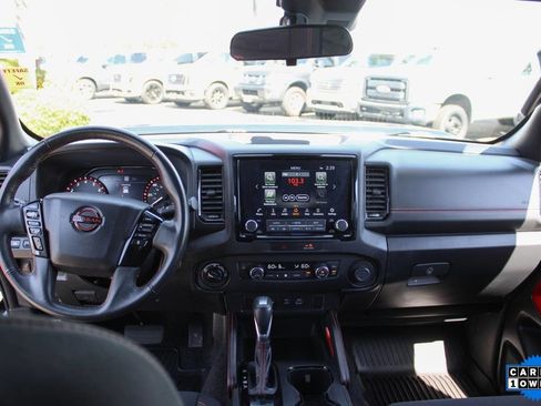 Used 2022 Nissan Frontier PRO-4X w/ Technology Package image 22