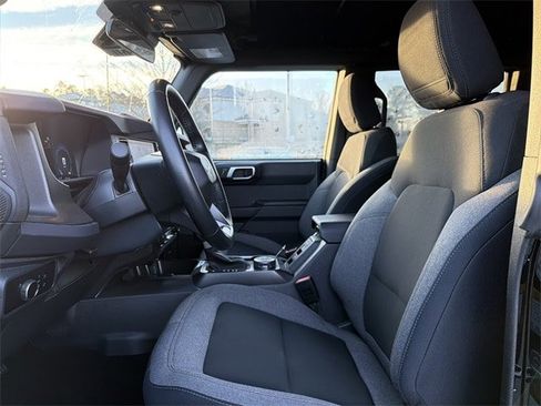 Used 2025 Ford Bronco Big Bend image 9