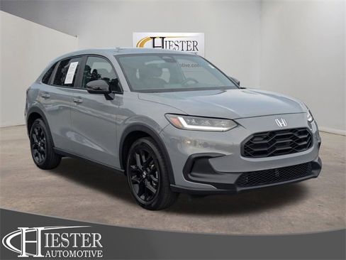 Used 2025 Honda HR-V Sport image 1