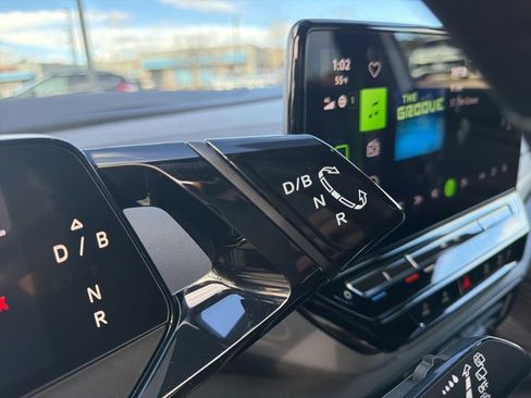 Certified 2023 Volkswagen ID.4 Pro S image 17