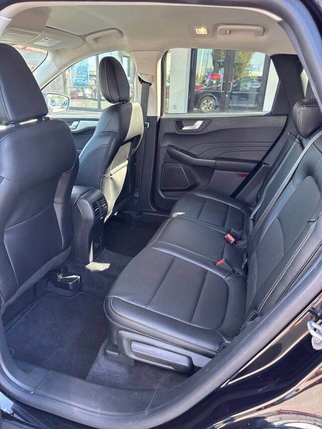 Used 2022 Ford Escape SEL AWD/4WD image 11