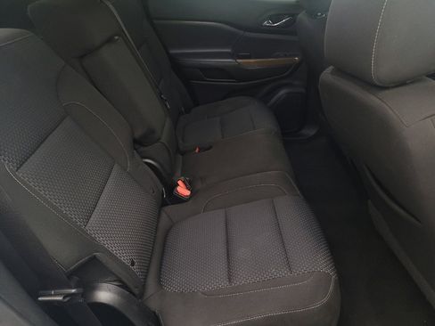 Used 2020 GMC Acadia SLE image 19