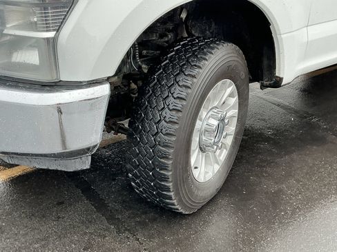 Used 2021 Ford F250 XLT w/ FX4 Off-Road Package AWD/4WD image 33