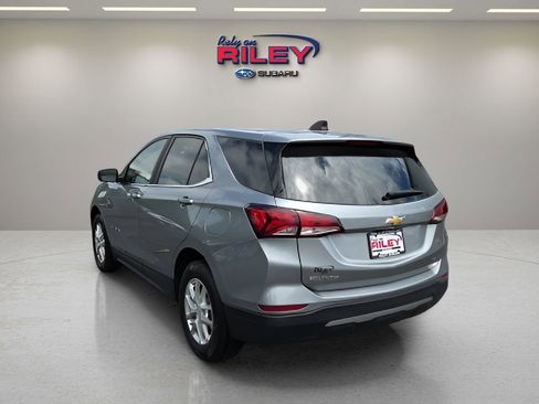 Used 2023 Chevrolet Equinox LT image 3