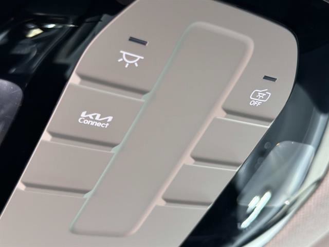 Used 2025 Kia K4 FWD image 26