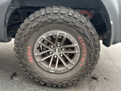 Certified 2019 Ford F150 Raptor w/ Equipment Group 802A Luxury AWD/4WD image 8