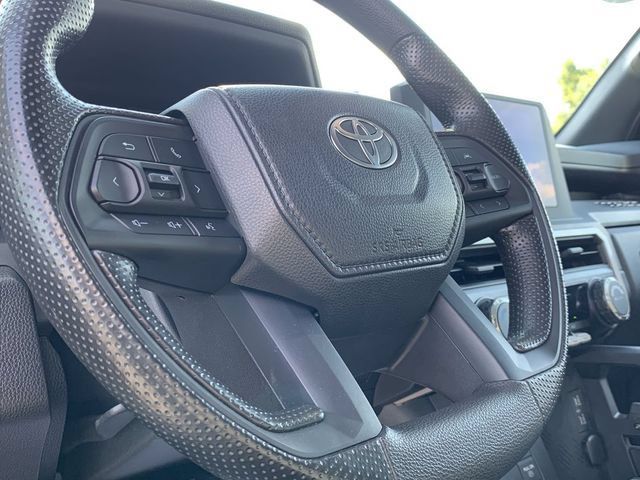 Used 2025 Toyota Tacoma SR w/ SR Upgrade Package AWD/4WD image 19