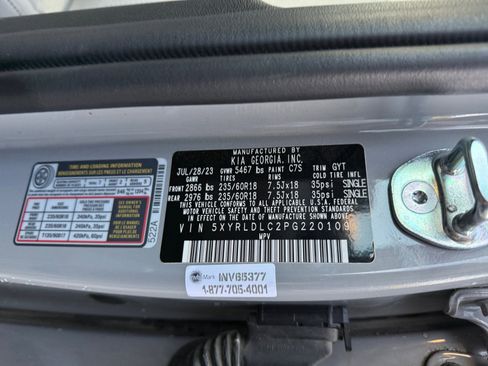 Used 2023 Kia Sorento S w/ Panoramic Sunroof Package image 27