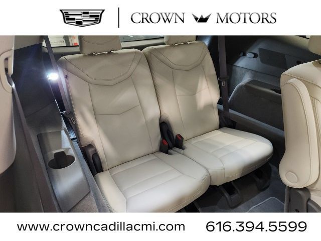 Certified 2024 Cadillac XT6 Premium Luxury w/ LPO, Floor Liner Package AWD/4WD image 32