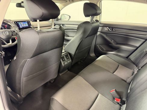 Used 2021 Honda Accord EX image 22