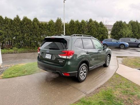 Certified 2023 Subaru Forester Premium AWD/4WD image 6