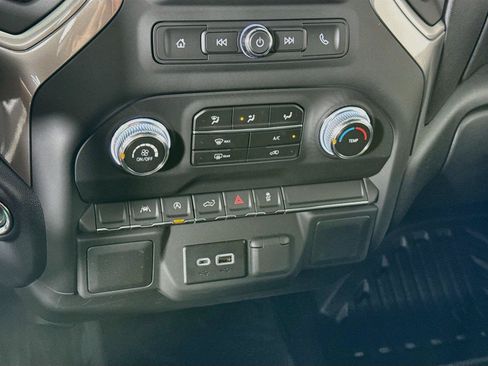 New 2026 GMC Sierra 1500 Pro w/ Pro Value Package AWD/4WD image 9