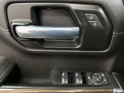Used 2022 Chevrolet Silverado 1500 LT Trail Boss w/ Bed Protection Package AWD/4WD image 20
