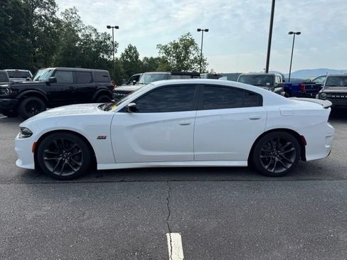 Used 2023 Dodge Charger Scat Pack w/ Plus Group RWD image 4