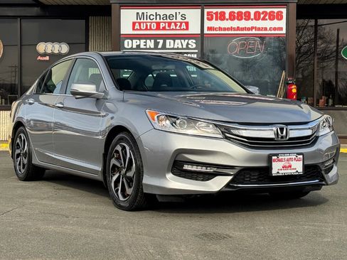 Used 2016 Honda Accord EX image 1