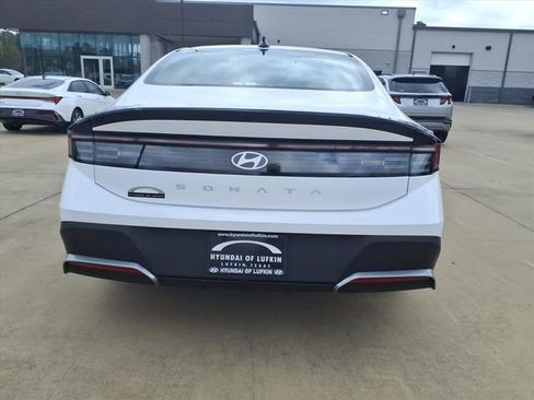 New 2026 Hyundai Sonata SE image 3