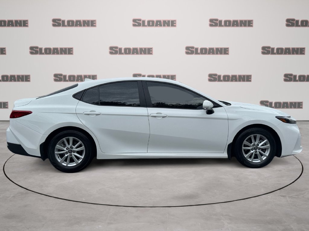 Used 2025 Toyota Camry LE FWD image 6