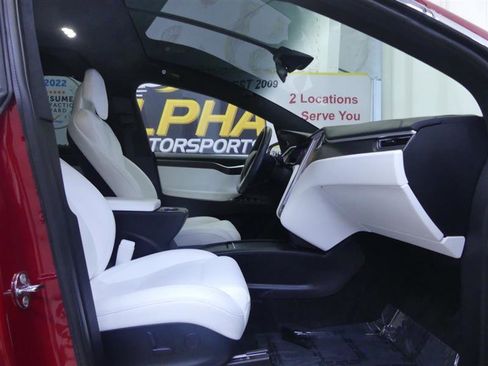 Used 2017 Tesla Model X 100D AWD/4WD image 8
