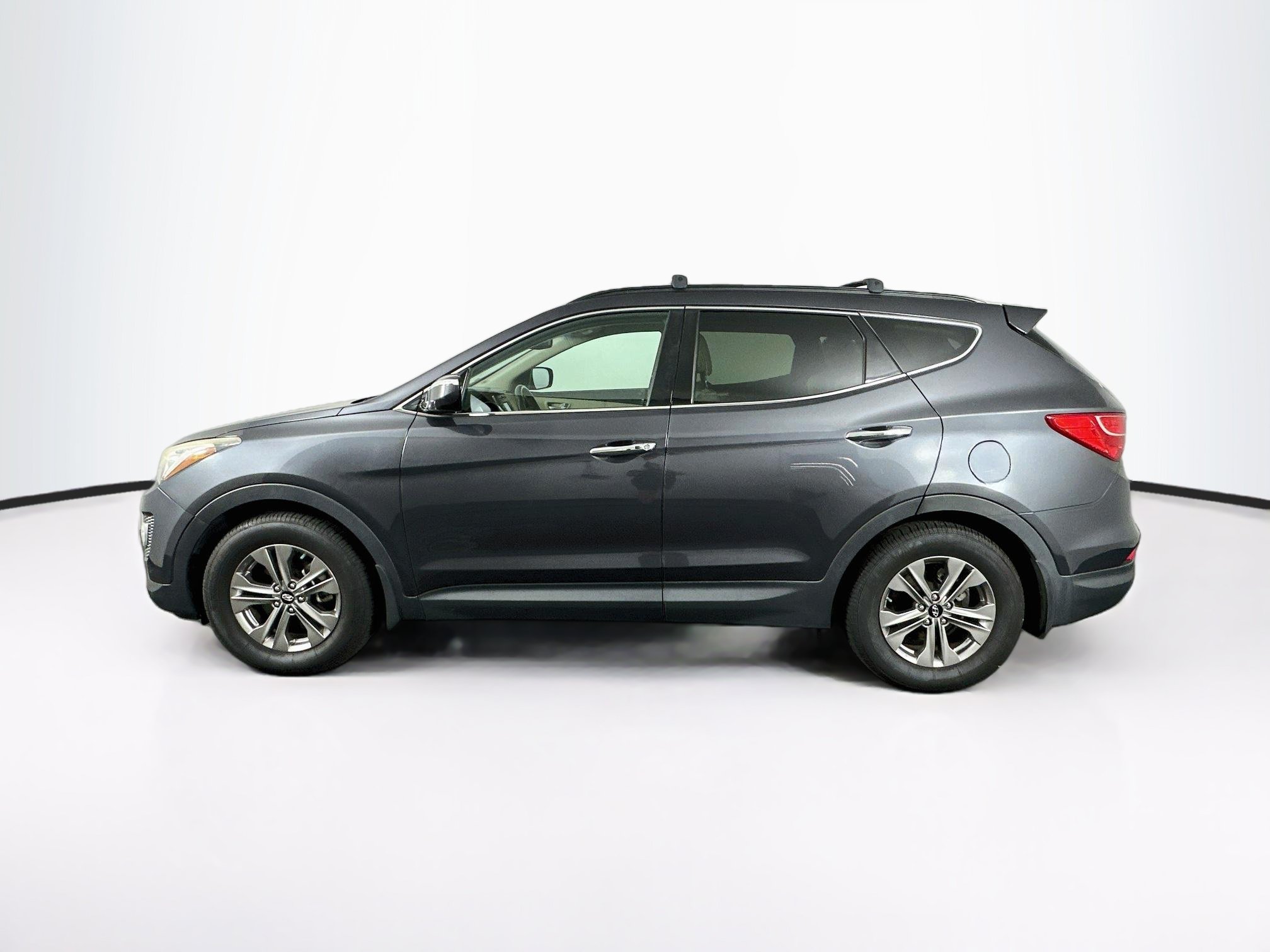 Used 2016 Hyundai Santa Fe Sport w/ Option Group 03 FWD image 4