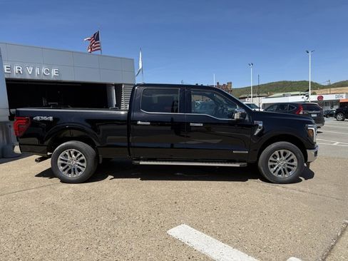 New 2025 Ford F150 Lariat w/ Equipment Group 501A Mid image 8