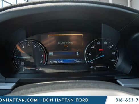 Used 2023 Ford Explorer XLT w/ Equipment Group 202A AWD/4WD image 6