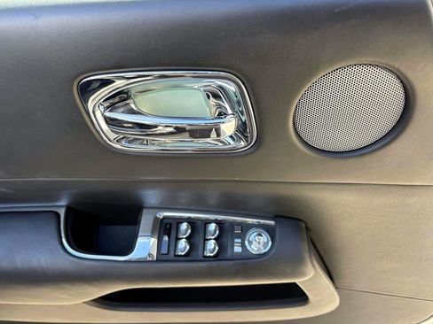 Certified 2018 Rolls-Royce Dawn image 11