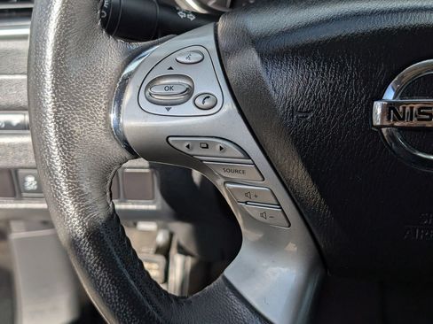 Used 2017 Nissan Murano SV FWD image 22