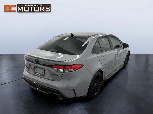 Used 2022 Toyota Corolla SE w/ Carpet Mat Package (TMS) image 6